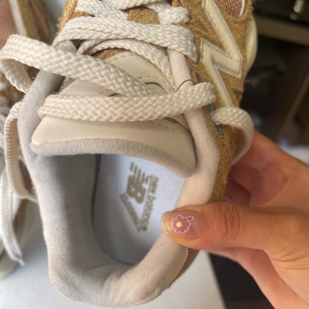 New Balance 9060 Great Plains Calcium Linen U9060HMT 6W, 4.5M Beige Tan - Picture 6 of 13